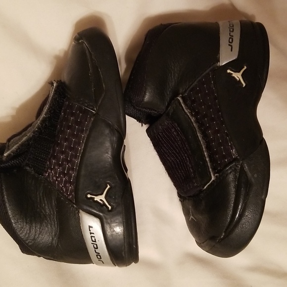 Baby Jordan OG 17s - Picture 2 of 5